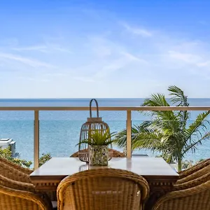 Coolum Ocean Views, Oasis Pool, Cinema & Games Holiday home Coolum Beach